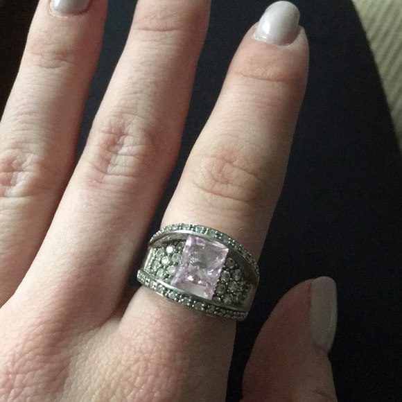 Pink stone sterling ring - Picture 5 of 8